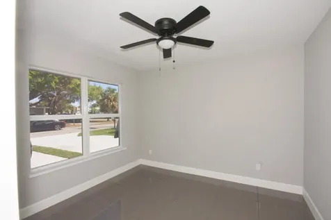 195 S 4th Street Lantana FL 33462