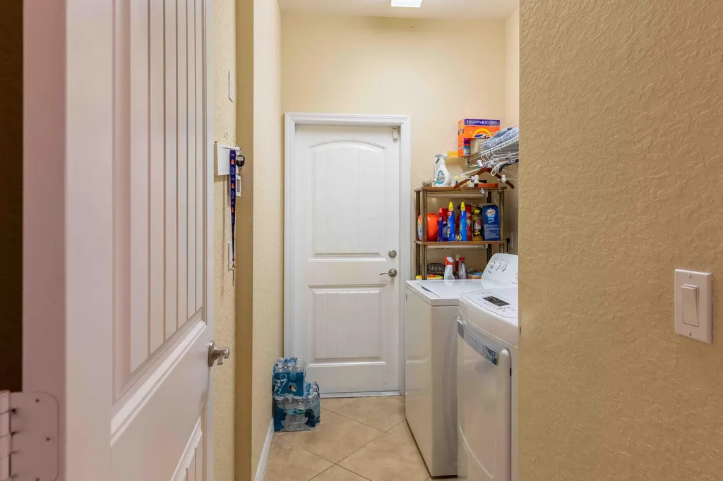 4376 NW Oakbrook Circle Jensen Beach FL 34957
