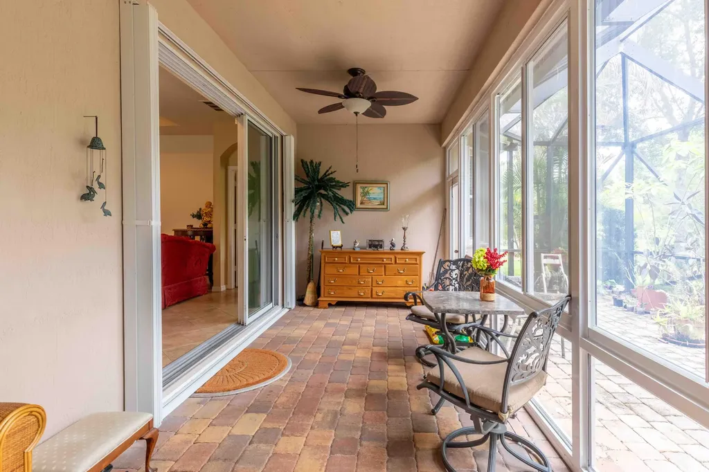 4376 NW Oakbrook Circle Jensen Beach FL 34957