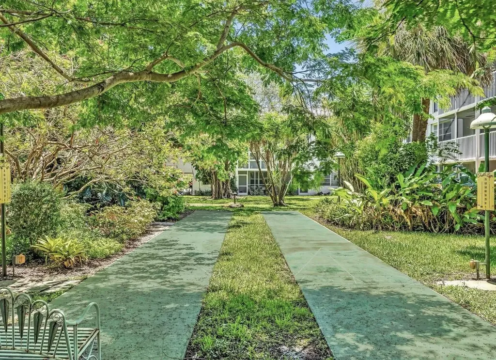 4025 N Federal Highway Oakland Park FL 33308