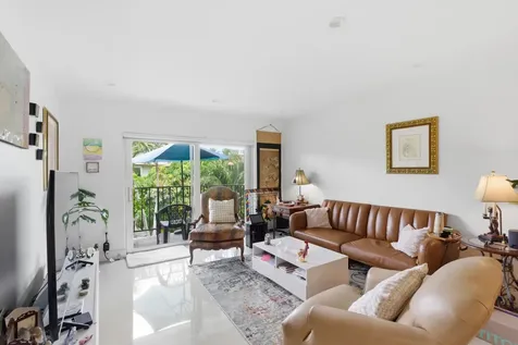 801 W Oakland Park Boulevard Oakland Park FL 33311