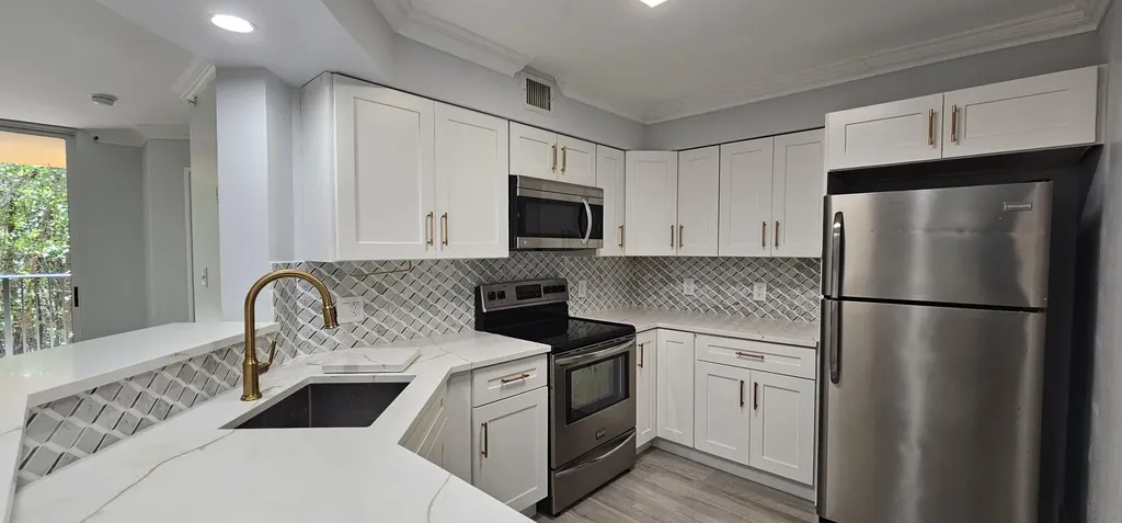 400 Scotia Drive Hypoluxo FL 33462