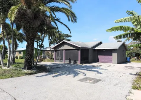 455 Janice Avenue South Bay FL 33493