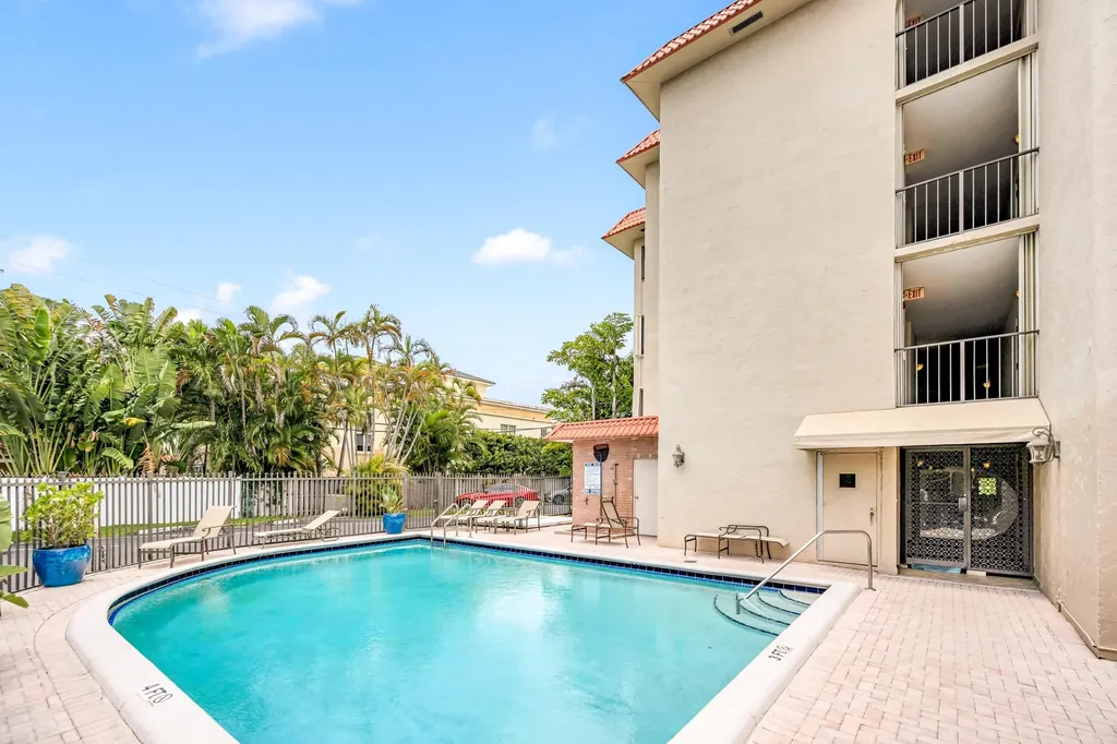 615 NE 12th Avenue Fort Lauderdale FL 33304