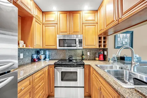 615 NE 12th Avenue Fort Lauderdale FL 33304