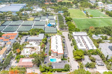 615 NE 12th Avenue Fort Lauderdale FL 33304