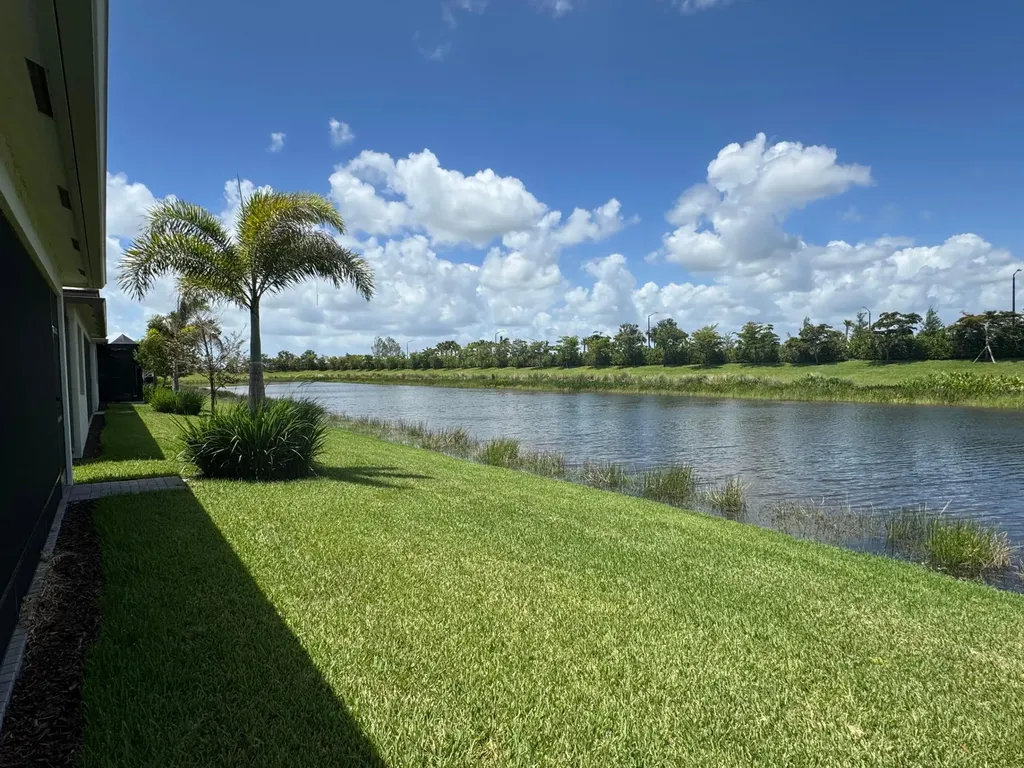 12686 SW Rain River Drive Port St Lucie FL 34987