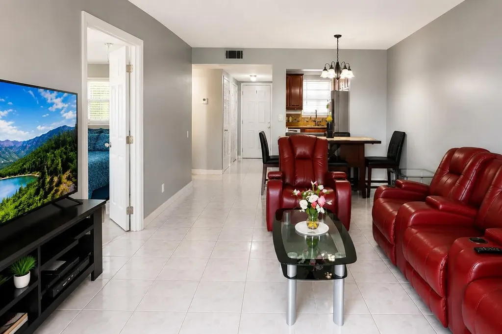 2750 W Sunrise Lakes Drive W Sunrise FL 33322
