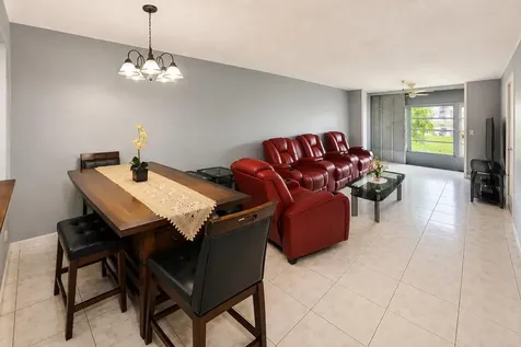 2750 W Sunrise Lakes Drive W Sunrise FL 33322