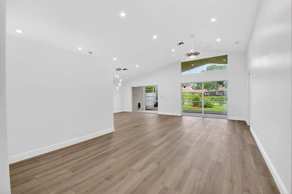 5891 Royal Isle Boulevard Boynton Beach FL 33437