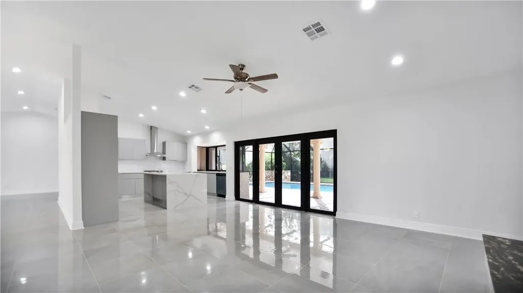 11159 NW 10th Place Coral Springs FL 33071