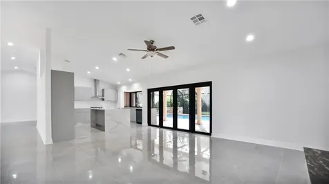 11159 NW 10th Place Coral Springs FL 33071