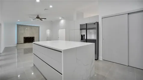 11159 NW 10th Place Coral Springs FL 33071