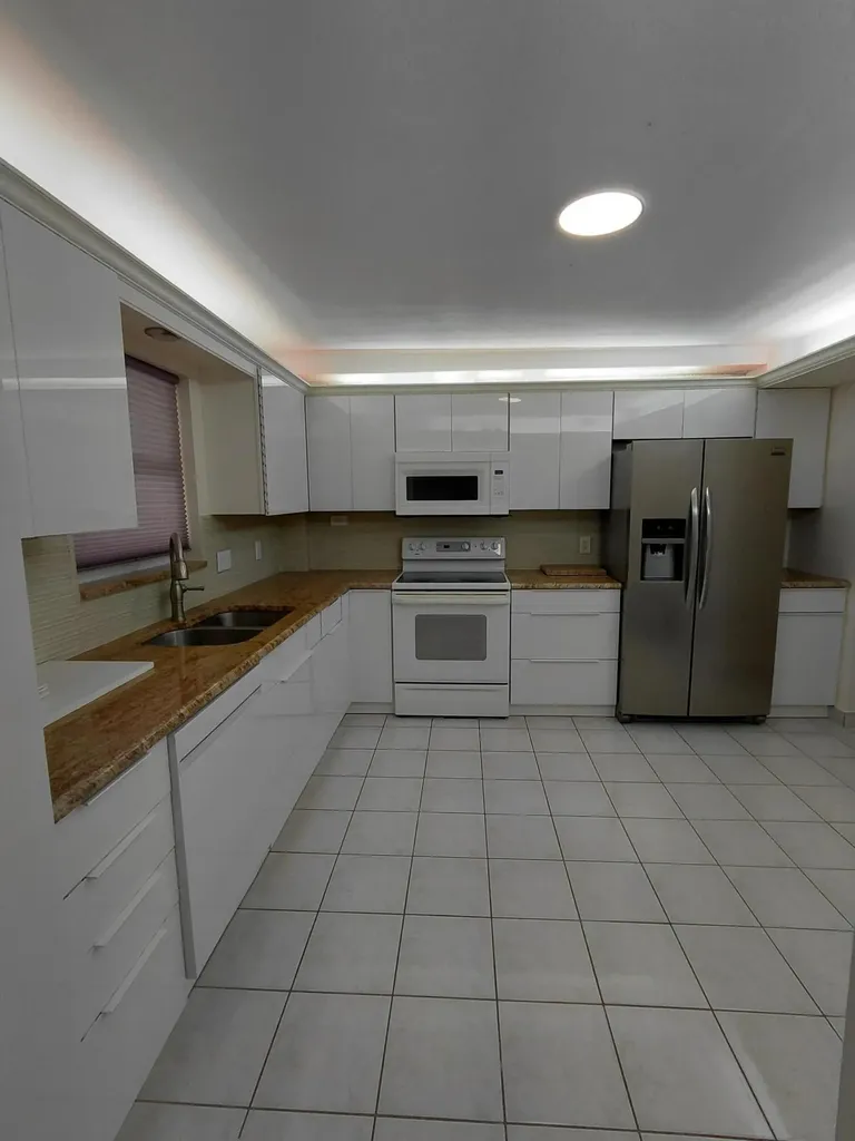 3900 Galt Ocean Drive SW Fort Lauderdale FL 33308