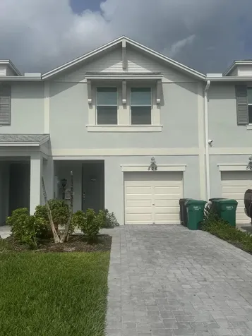526 Salisbury Circle Fort Pierce FL 34982