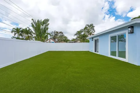 626 NW 7th Street Boynton Beach FL 33426