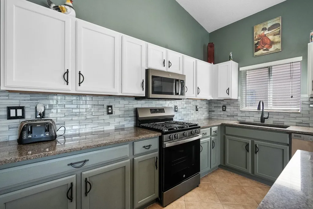 2480 SE Springtree Place Stuart FL 34997