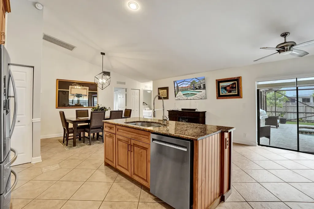 5147 NW 59th Way Coral Springs FL 33067