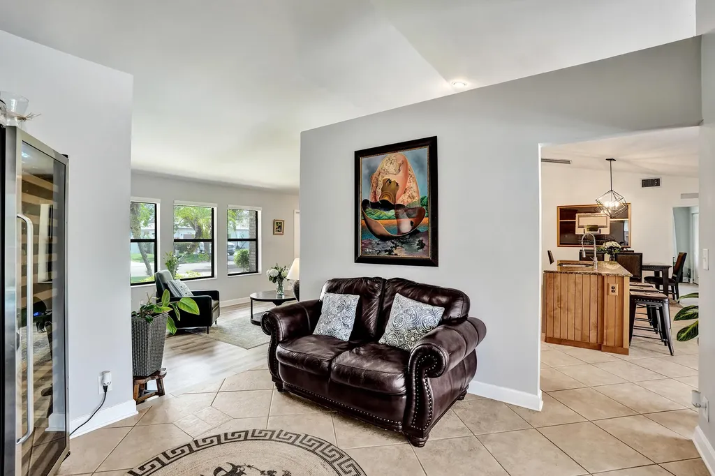 5147 NW 59th Way Coral Springs FL 33067