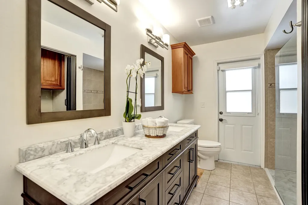 5147 NW 59th Way Coral Springs FL 33067