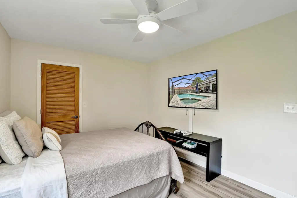 5147 NW 59th Way Coral Springs FL 33067