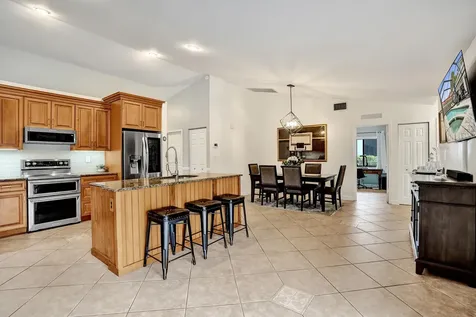 5147 NW 59th Way Coral Springs FL 33067