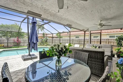 5147 NW 59th Way Coral Springs FL 33067