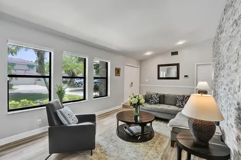 5147 NW 59th Way Coral Springs FL 33067