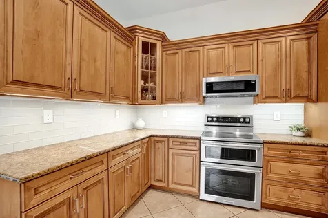 5147 NW 59th Way Coral Springs FL 33067