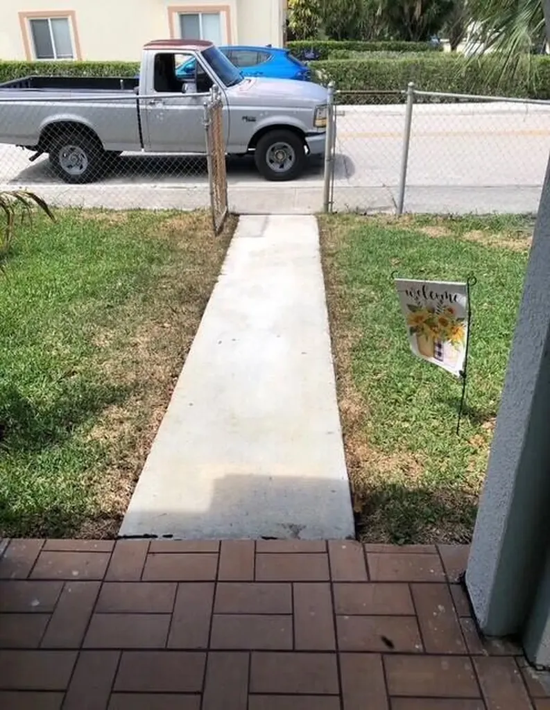 5003 Garden Avenue West Palm Beach FL 33405