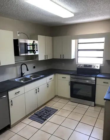 5003 Garden Avenue West Palm Beach FL 33405