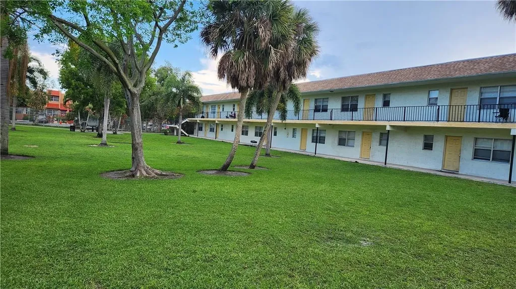 4160 NW 21st Street Lauderhill FL 33313