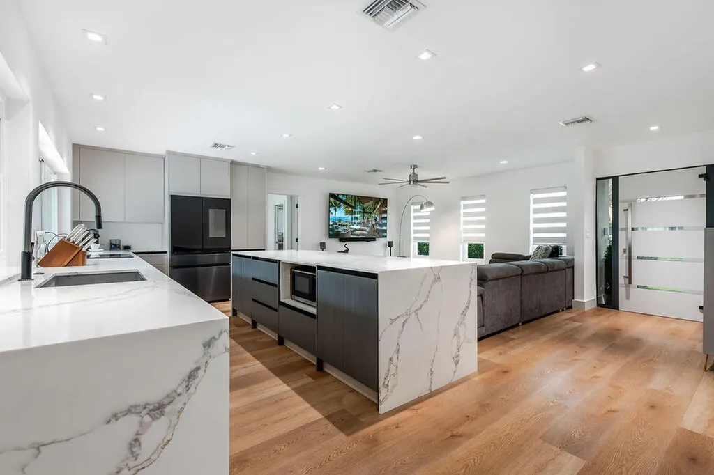 115 St Cloud Lane Boca Raton FL 33431