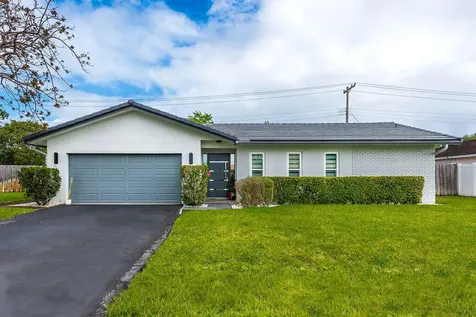 115 St Cloud Lane Boca Raton FL 33431