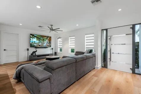 115 St Cloud Lane Boca Raton FL 33431