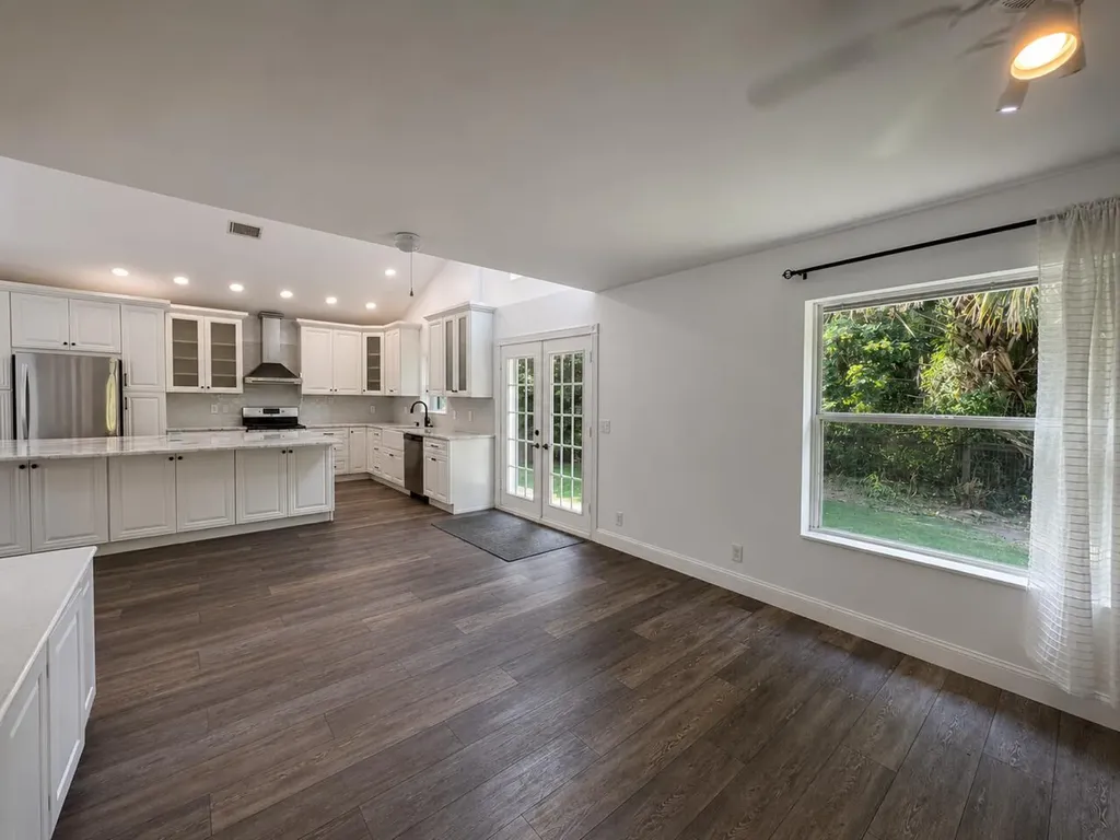 2393 Crawford Court Lake Worth FL 33462