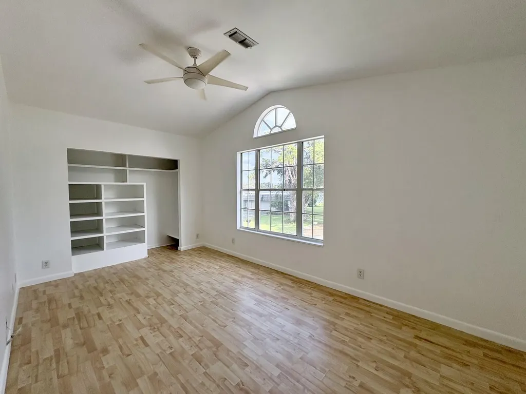 2393 Crawford Court Lake Worth FL 33462