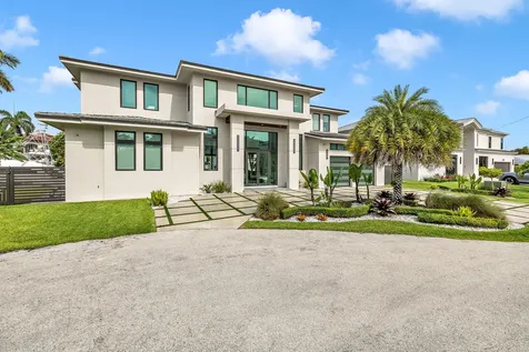 3711 NE 30th Avenue Lighthouse Point FL 33064
