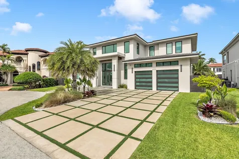 3711 NE 30th Avenue Lighthouse Point FL 33064
