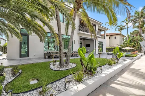 3711 NE 30th Avenue Lighthouse Point FL 33064