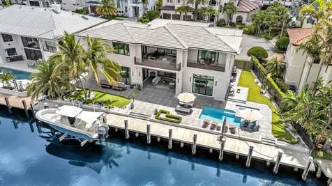 3711 NE 30th Avenue Lighthouse Point FL 33064