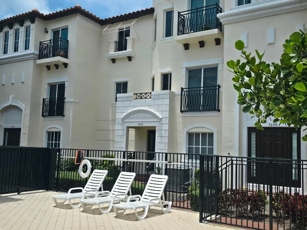 1602 Coastal Bay Boulevard Boynton Beach FL 33435
