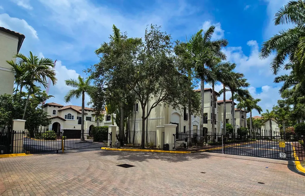 1602 Coastal Bay Boulevard Boynton Beach FL 33435