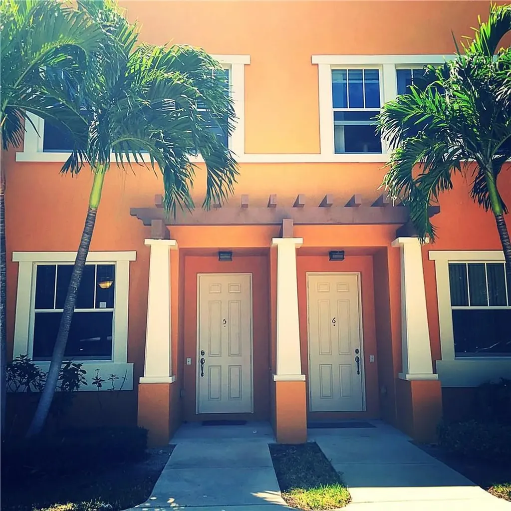 1717 Borrego Way West Palm Beach FL 33401