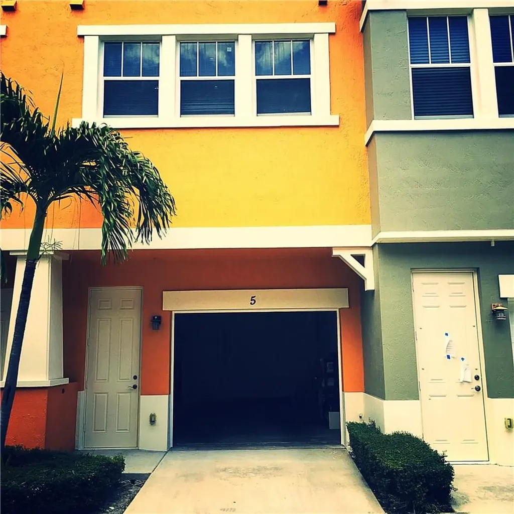 1717 Borrego Way West Palm Beach FL 33401