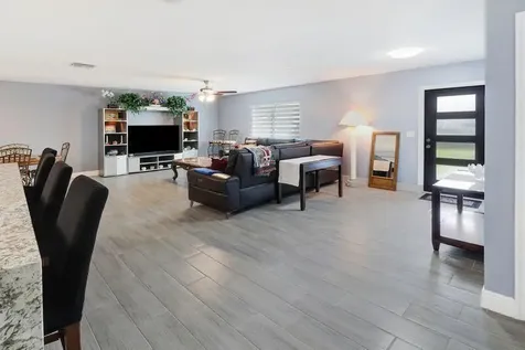 615 NE 15th Place Boynton Beach FL 33435