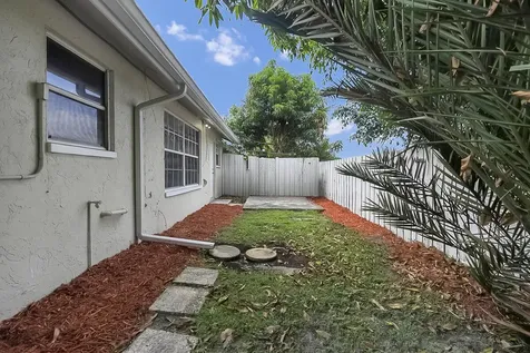 3814 Circle Lake Drive West Palm Beach FL 33417