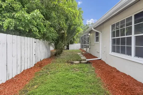 3814 Circle Lake Drive West Palm Beach FL 33417