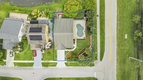 3814 Circle Lake Drive West Palm Beach FL 33417