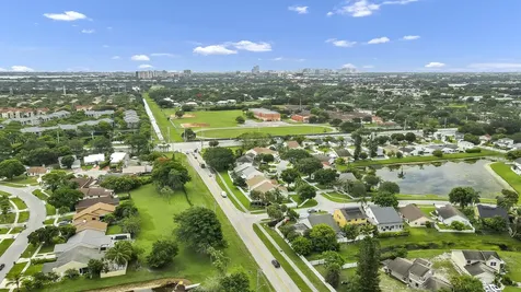 3814 Circle Lake Drive West Palm Beach FL 33417